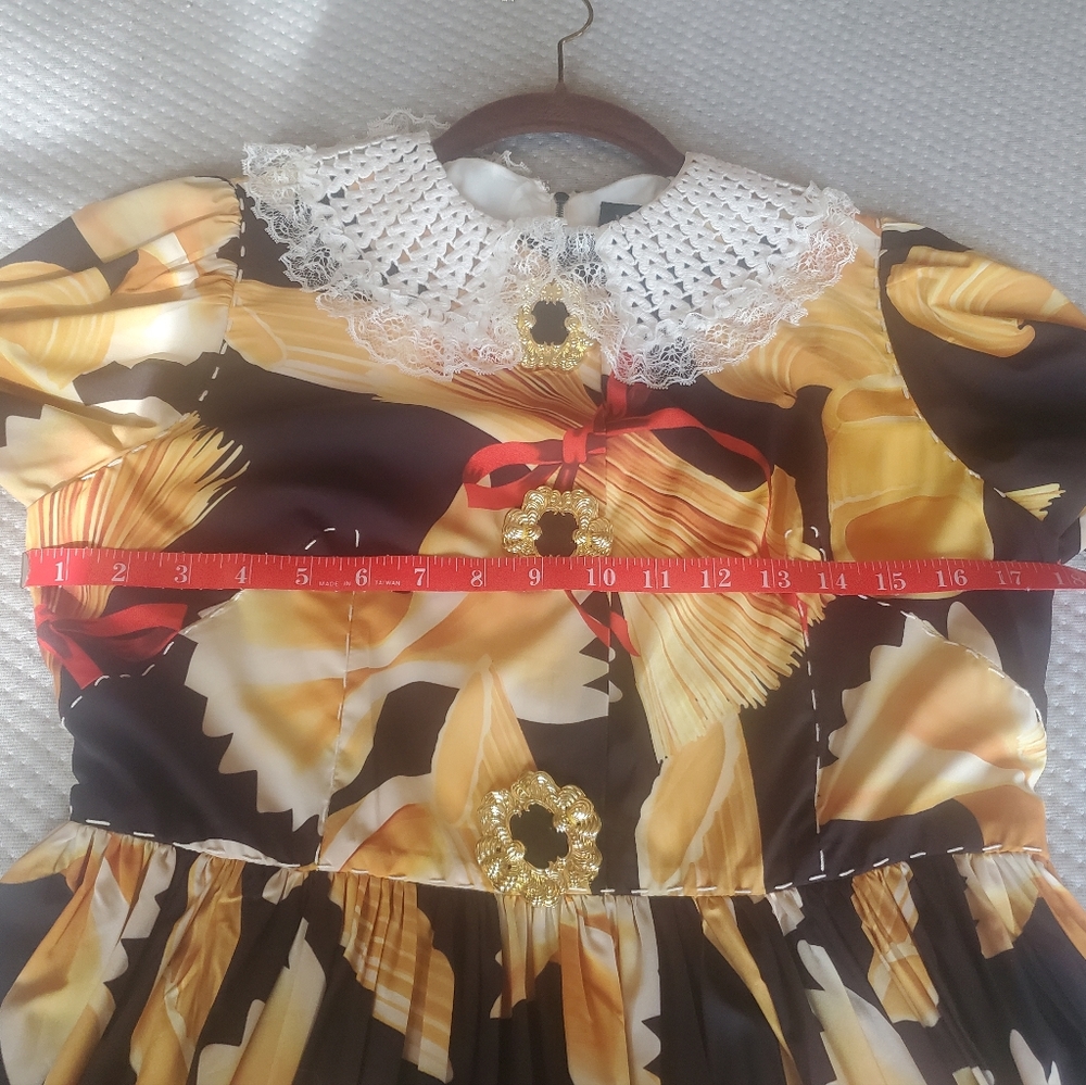 Dress - Picture 13 of 16